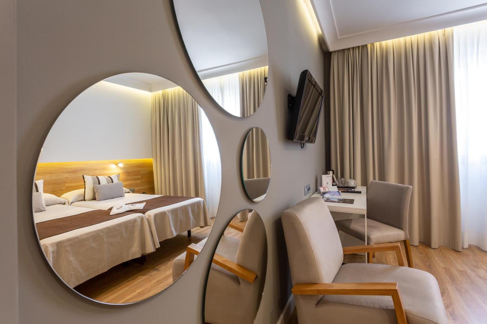 Monte Carmelo Hotel Seville Luaran gambar