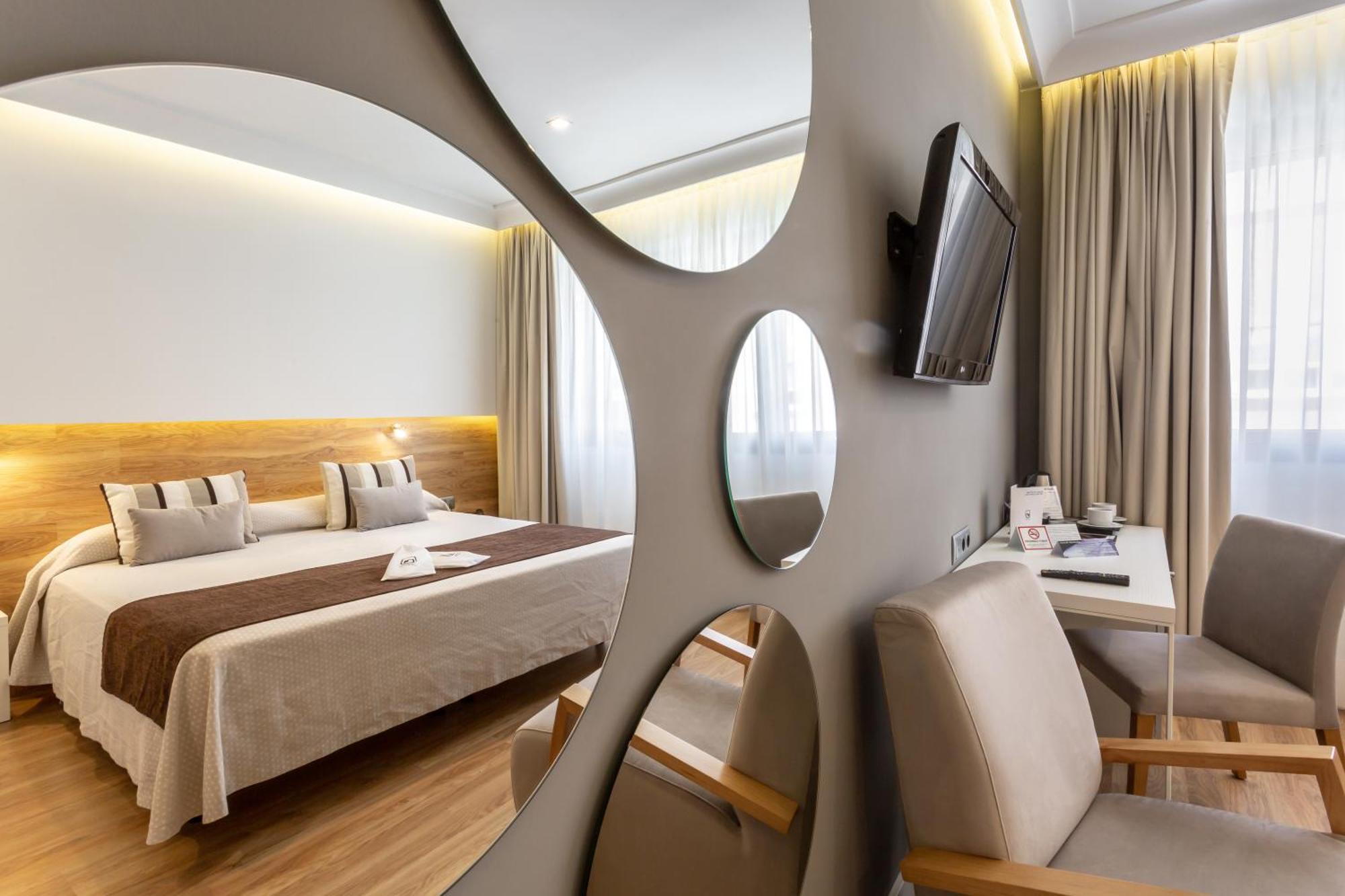 Monte Carmelo Hotel Seville Luaran gambar